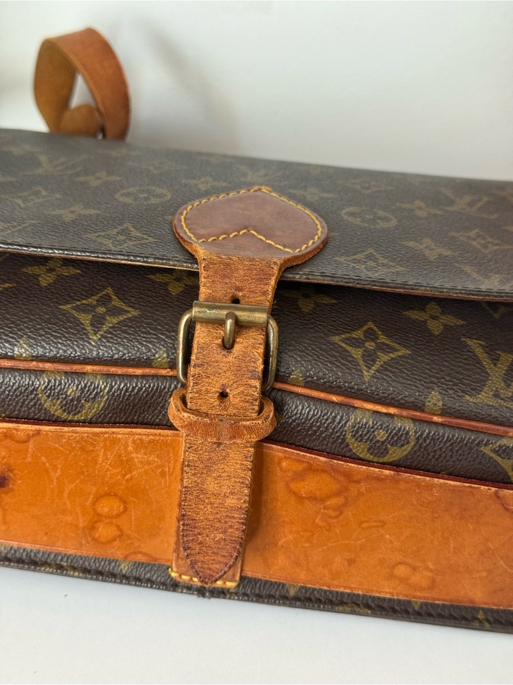 Vintage 🌟 Louis Vuitton Cartouchiere Monogram crossbody bag 💫 1990 - Picture 13 of 17